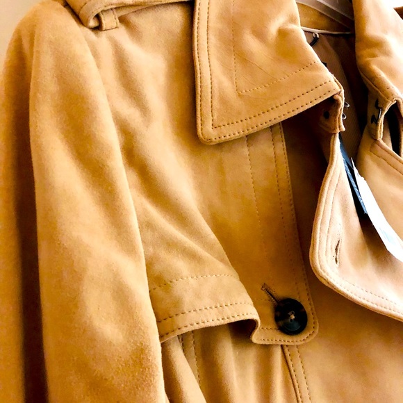 Banana Republic Authentic Suede Trench Coat - Picture 6 of 7